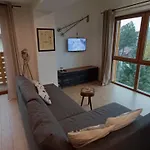 Woodstone קרפאז'